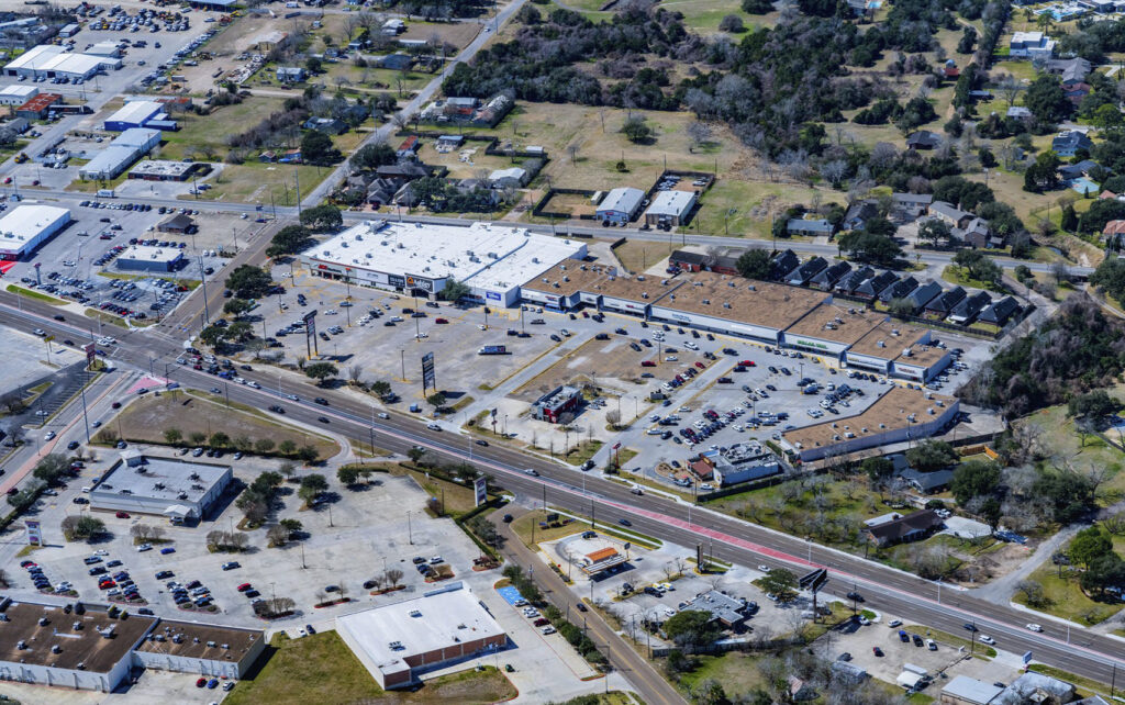 Northcross Shopping Center Dunhill Partners
